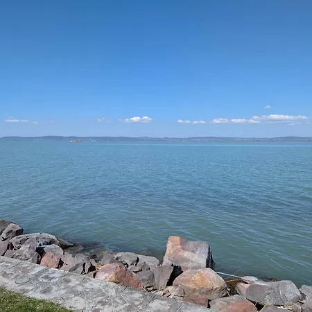 Σπίτι διακοπών 1038 - Szemesnek A Vilag Vendeghaz Balatonszárszó